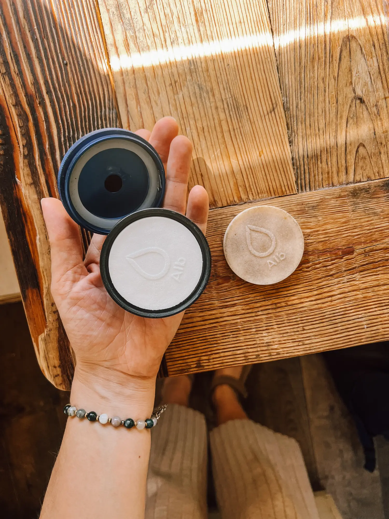 the protect pre-filter compared, new on the left, used on the right