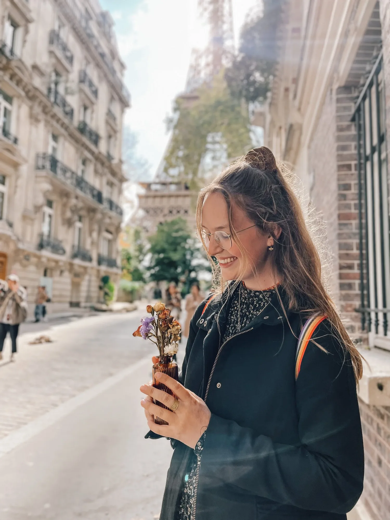 rue de l'Université, a great spot to capture the eiffel tower