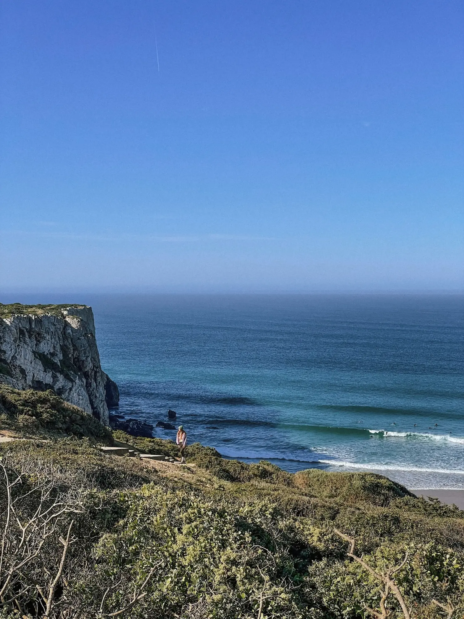 cliffs and ocean at sagres