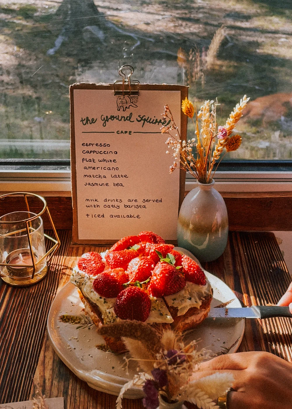 The Jordgubbstårta, and the day's menu